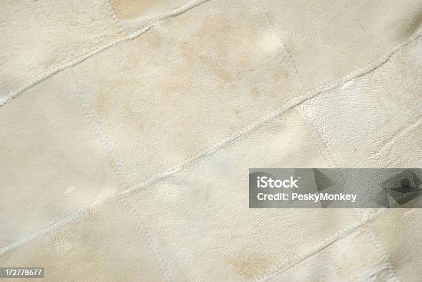 Foto de Chamois Branco Textura e mais fotos de stock de Couro - Couro, Patchwork, Abstrato