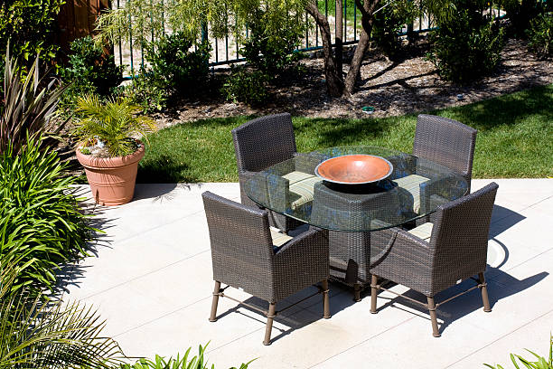 istock Outdoor Eating Area 172779926
