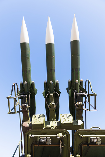 Mobile air defense missile system