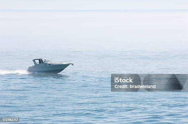 Sommerspaß Stockfoto und mehr Bilder von Aktivitäten und Sport - Aktivitäten und Sport, Blau, Bucht