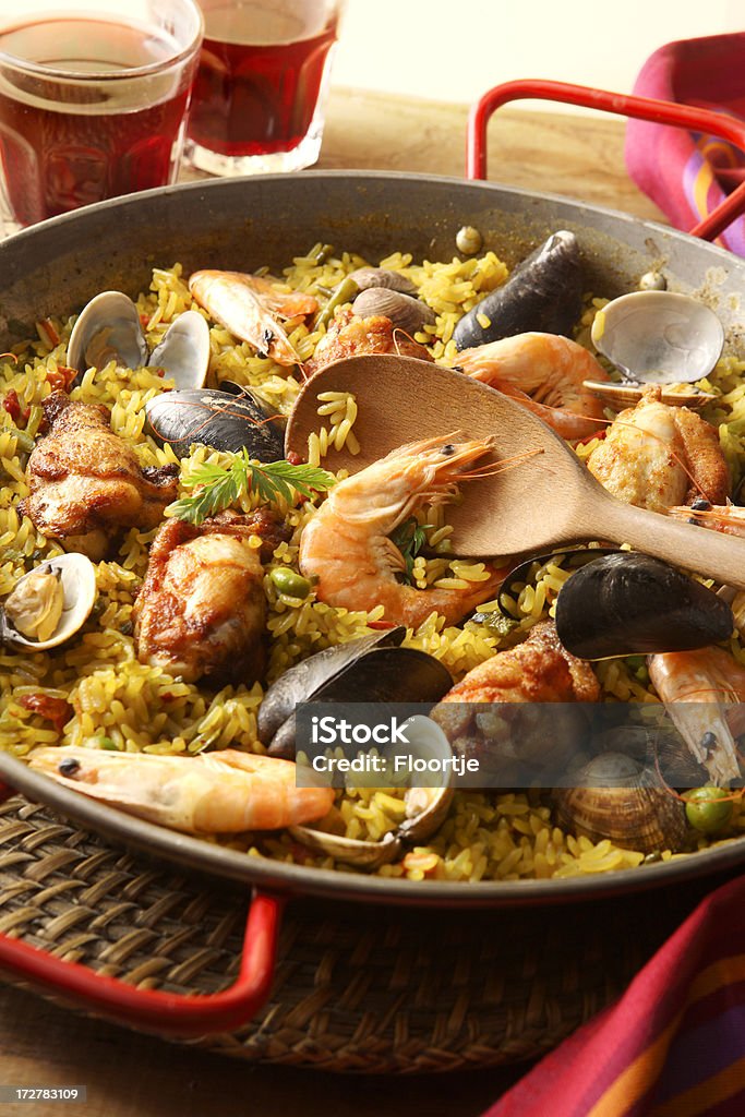 Espanhol imagens: Paella - Royalty-free Arroz - Alimento Básico Foto de stock