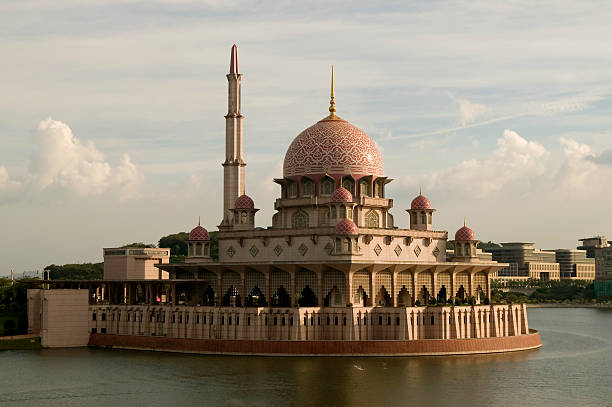 istock putra mosque putrajay malaysia islam muslim religion 172785809