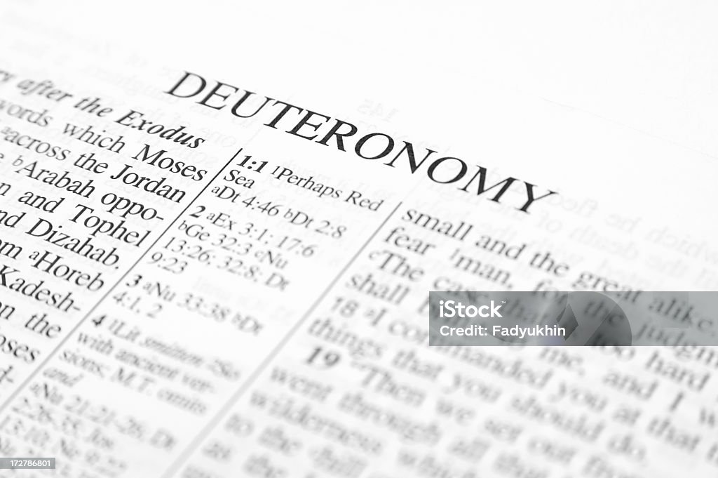 Deuteronomy - Foto stock royalty-free di Libro