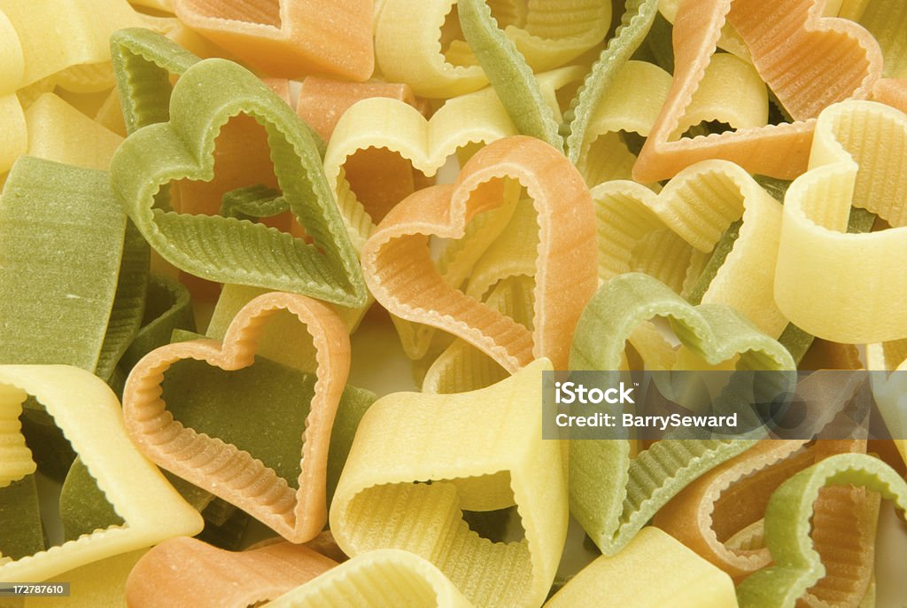 Pasta A Forma Di Cuore - Fotografie stock e altre immagini di Pasta - Pasta,  San Valentino - Festività pubblica, Amore - iStock