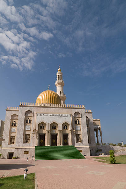 al khuwair мечеть в маскате - oman greater masqat mosque al khuwair mosque стоковые фото и изображения