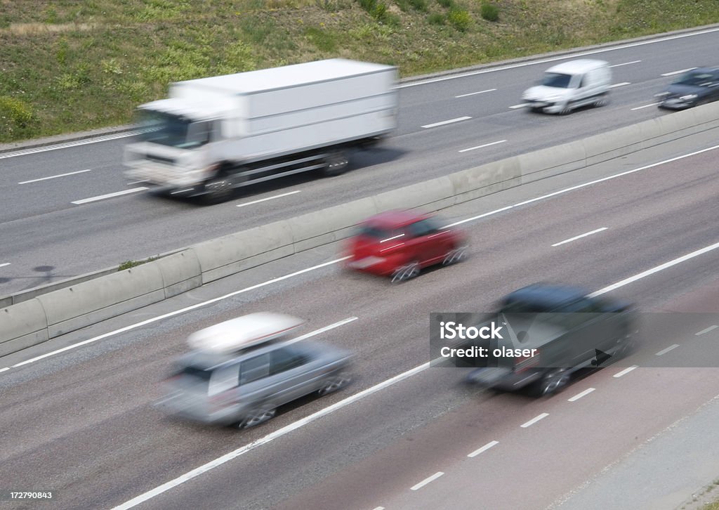 Verschwommene Verkehr Lastwagen in Motion - Lizenzfrei Fernverkehr Stock-Foto