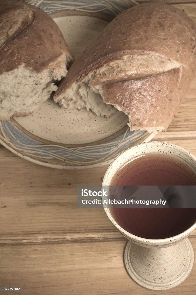 Sangue e il pane - Foto stock royalty-free di Alchol