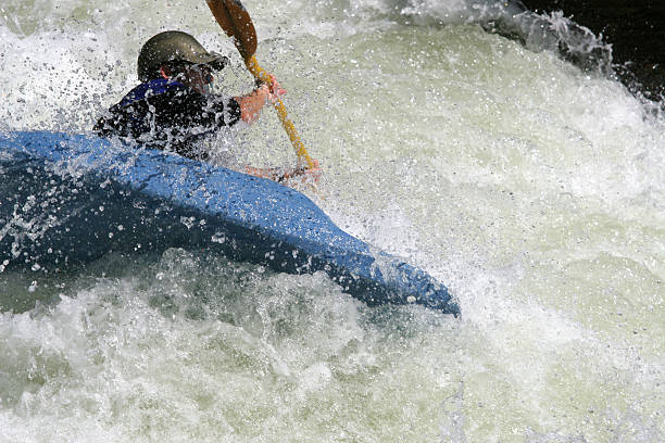 whitewater blues - kayaking white water atlanta river nature foto e immagini stock