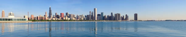 istock Panoramic View of the Chicago Skyline (XXL) 172791979