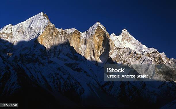 계속하였습니다 히말라야 산봉우리에 대한 스톡 사진 및 기타 이미지 - 산봉우리, 인도-인도아 대륙, 0명