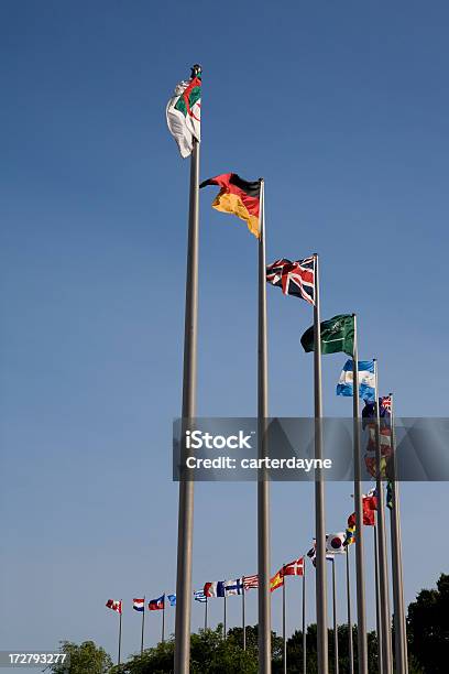 Bandeiras Nacional - Fotografias de stock e mais imagens de Ao Ar Livre - Ao Ar Livre, Azul, Bandeira