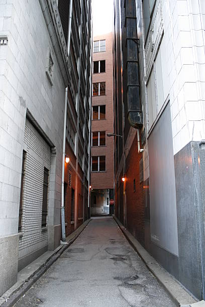 istock City Alleyway 172793297