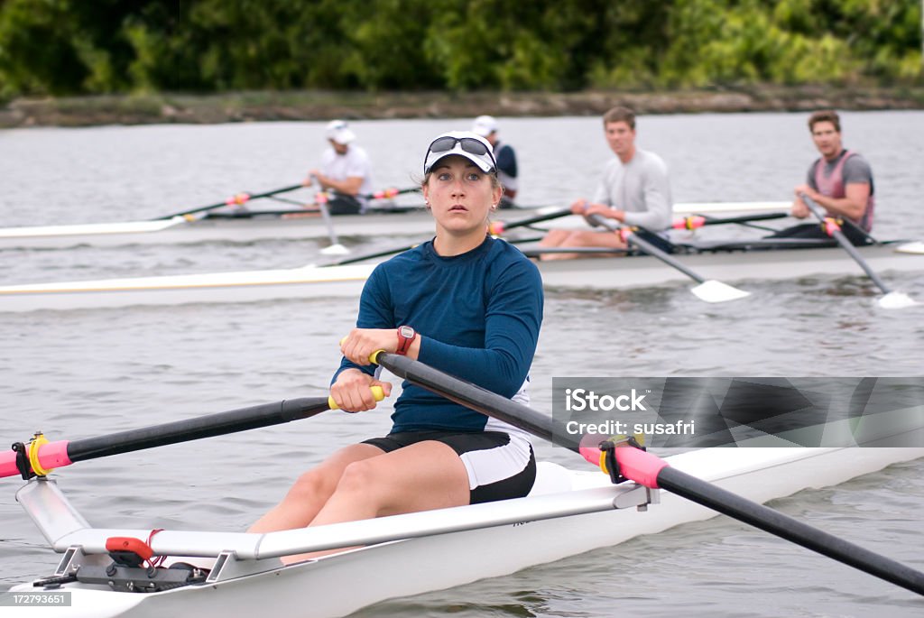 젊은 rower - 로열티 프리 강 스톡 사진