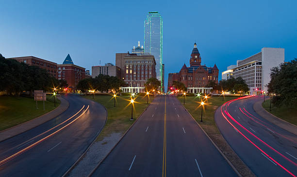istock Twilight view of Dallas County Courthouse and Dealey Plaza 172794413
