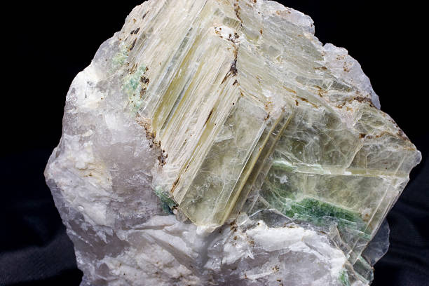 istock Rocks and MInerals - Elbaite in Muscovite 172794847