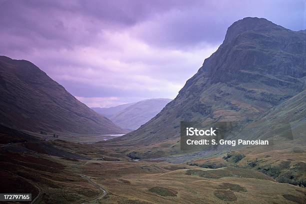 Glencoe Panorámica Foto de stock y más banco de imágenes de Aire libre - Aire libre, Cielo, Color - Tipo de imagen