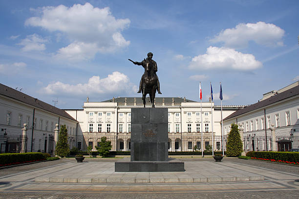 istock Polish presidential palace 172797221