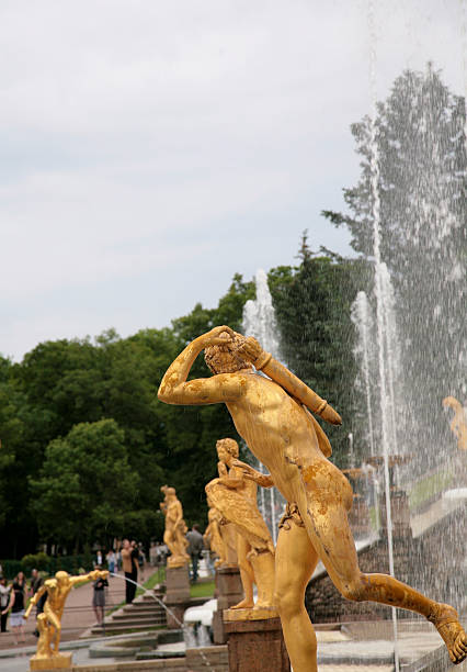istock Petergof - St.Petersburg 172797264