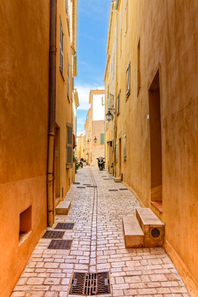 View to a small historic alley in Saint Tropez.