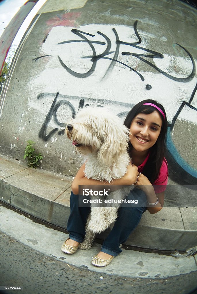 Street girl - Photo de Animaux de compagnie libre de droits