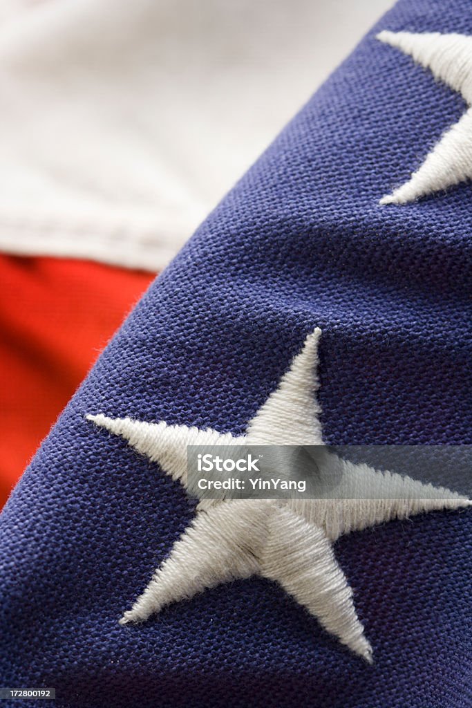 Bandeira dos Estados Unidos da América, EUA estrelas e riscas bordadas, Close-up de tecido cosida (costurada - Royalty-free Dia dos Veteranos Foto de stock