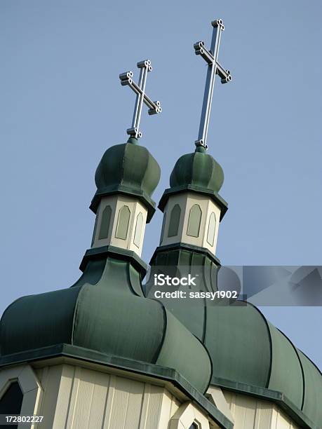 十字教会ツイン尖り屋根 - アルコーブのストックフォトや画像を多数ご用意 - アルコーブ, ウクライナ, ウクライナ文化