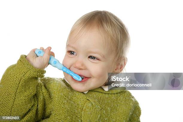 Foto de Limpar Dentes e mais fotos de stock de Alegria - Alegria, Aprender, Azul