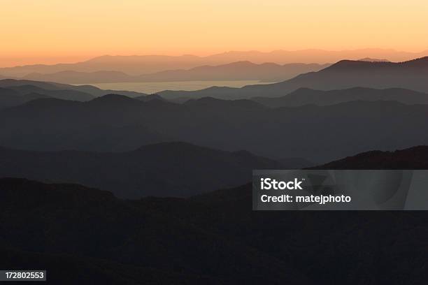 スモーキー山脈の夜明け - Horizonのストックフォトや画像を多数ご用意 - Horizon, かすみ, アパラチア