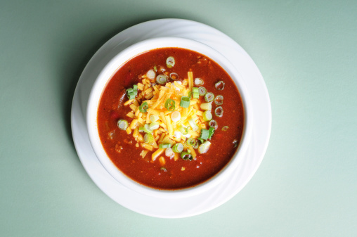 A delicious bowl of fresh chili.