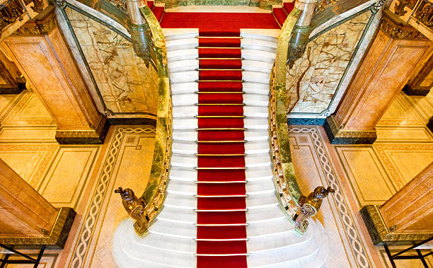 alfombra roja - palace stage theater vehicle interior indoors fotografías e imágenes de stock