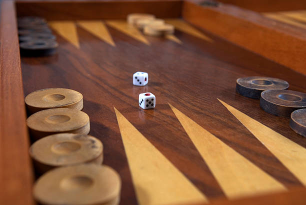 серия boardgame - backgammon board game leisure games strategy стоковые фото и изображения