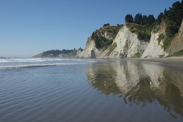 istock White cliffs coastline of New Zealand 172808318