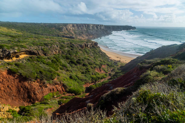 istock Beautiful beach in Algarve 1728125594