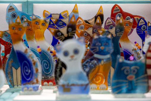 Gift cats made of glass