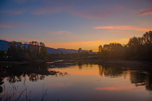 istock Pink skies at Ambleside, West Vancouver, BC 1728211945