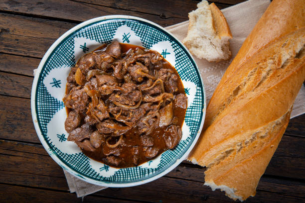 istock Chicken liver with onions 1728323292