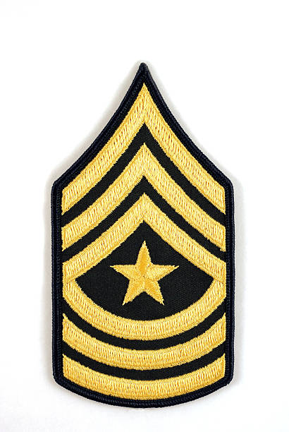 usa. army sergeant major rang der insignia auf weiß - rank military patch insignia stock-fotos und bilder