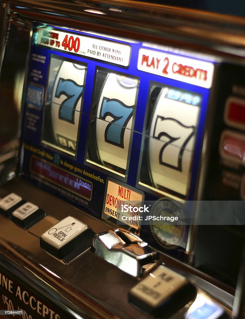 Gagnant - 777 Slot Machine&nbsp;! - Photo de Machine à sous libre de droits