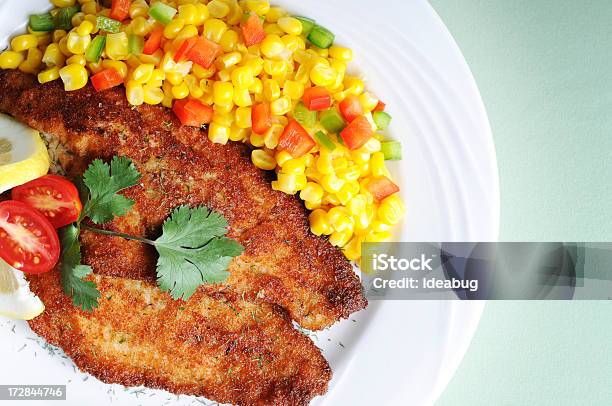 Gebackenen Wels Abendessen Stockfoto und mehr Bilder von Fisch - Fisch, Gebacken, Mais - Gemüse