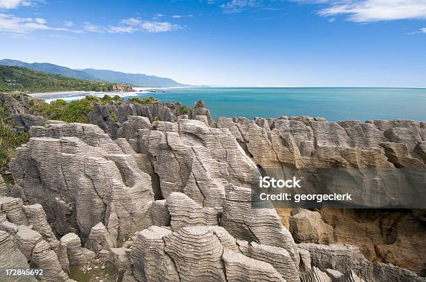 Foto de Panqueca De Rocks e mais fotos de stock de Erodido - Erodido, Exposto ao tempo, Beleza natural - Natureza