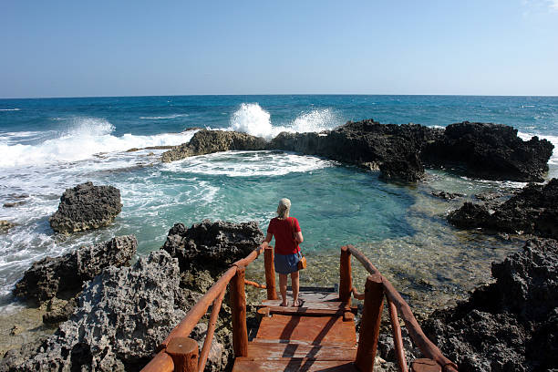 istock Beach Isla Mujeres Mexico 172846024
