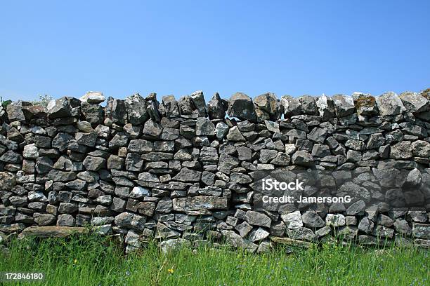 Campo Seco De Pared De Piedra Foto de stock y más banco de imágenes de Aire libre - Aire libre, Arquitectura, Azul