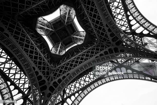 Eiffel Tower 0명에 대한 스톡 사진 및 기타 이미지 - 0명, 건축, 건축물