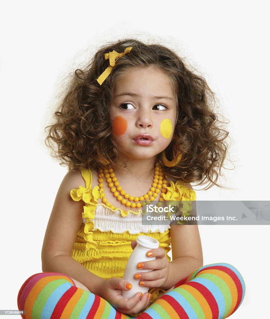 Menina com a garrafa de leite - Foto de stock de Criança royalty-free