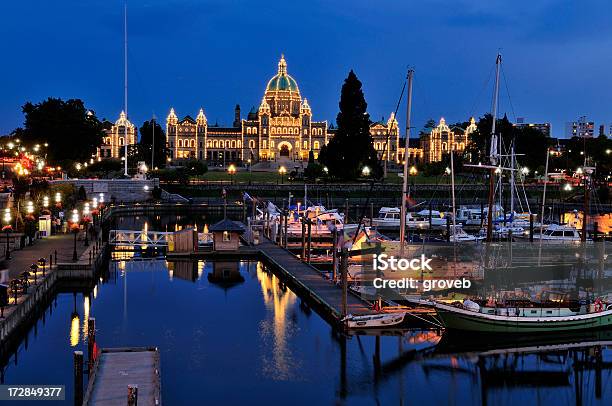 Zmierzch W Victoria British Columbia - zdjęcia stockowe i więcej obrazów Noc - Noc, Victoria - Kanada, Budynek parlamentu