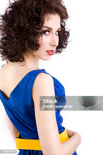 Schöne Junge Frau Mode Model Im Frühling Kleid Auf Weiß Stockfoto und mehr Bilder von Blau