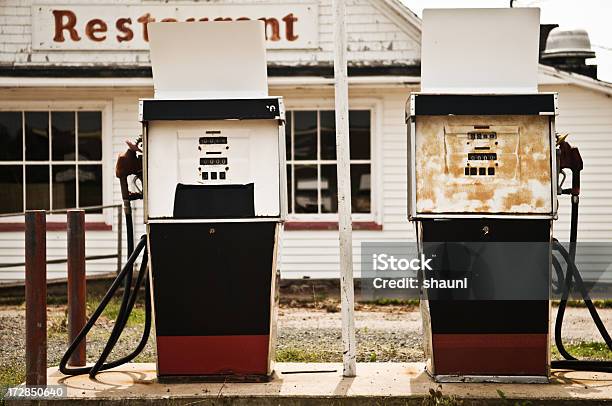 Verlassenen Gas Station Stockfoto und mehr Bilder von Benzin - Benzin, Energiekrise, Finanzen