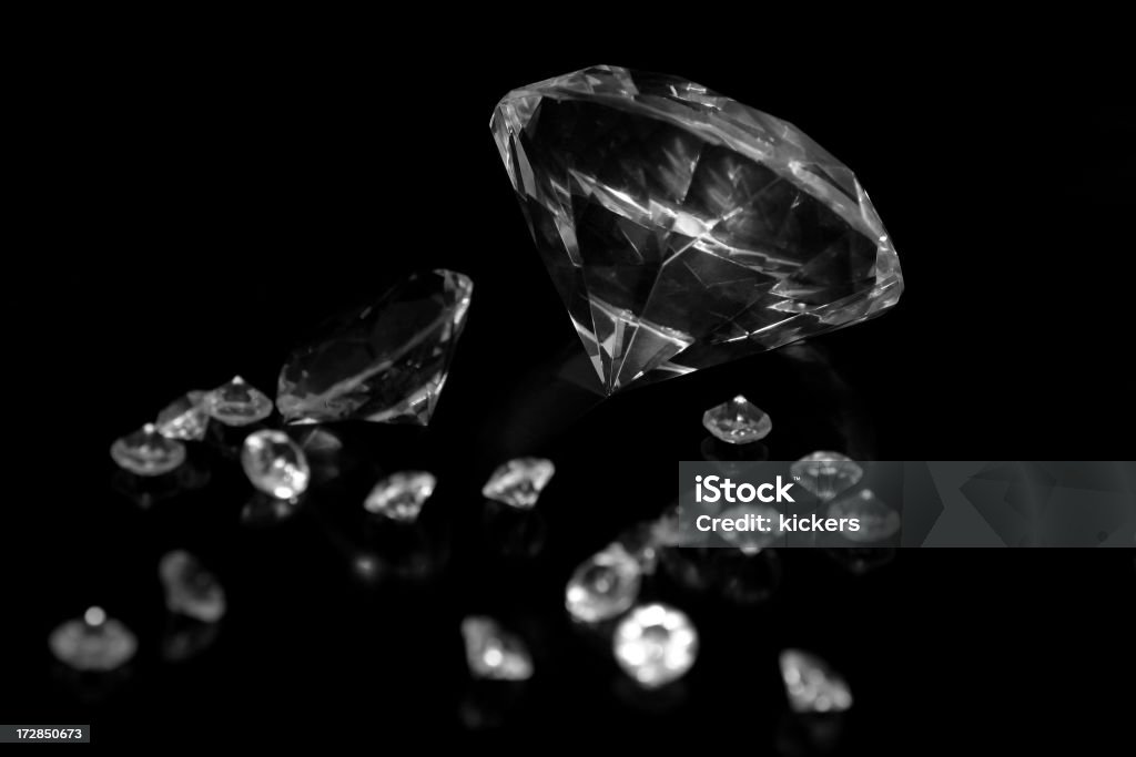 Diamantes sobre preto - Royalty-free Afiado Foto de stock