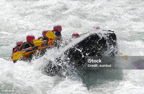 Rafting - Fotografie stock e altre immagini di Affari - Affari, Ambientazione esterna, Andare in barchino