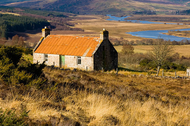 casa com uma vista - cottage scotland scottish culture holiday imagens e fotografias de stock